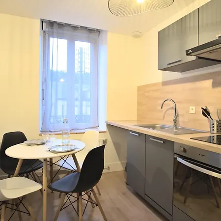 Jean Julien - Le Capucin - Wifi - 1 - 4 Personnes *